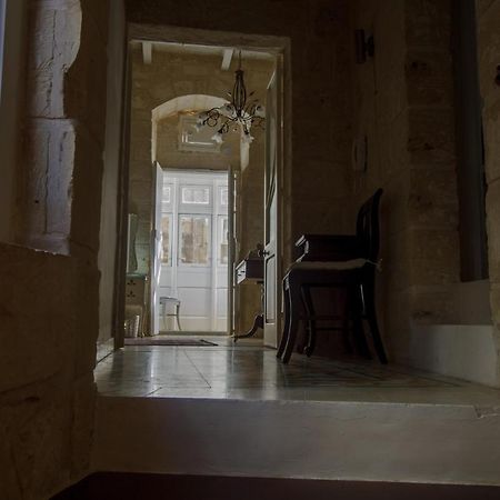 Villa Town House Steeped In History Rabat Exterior foto
