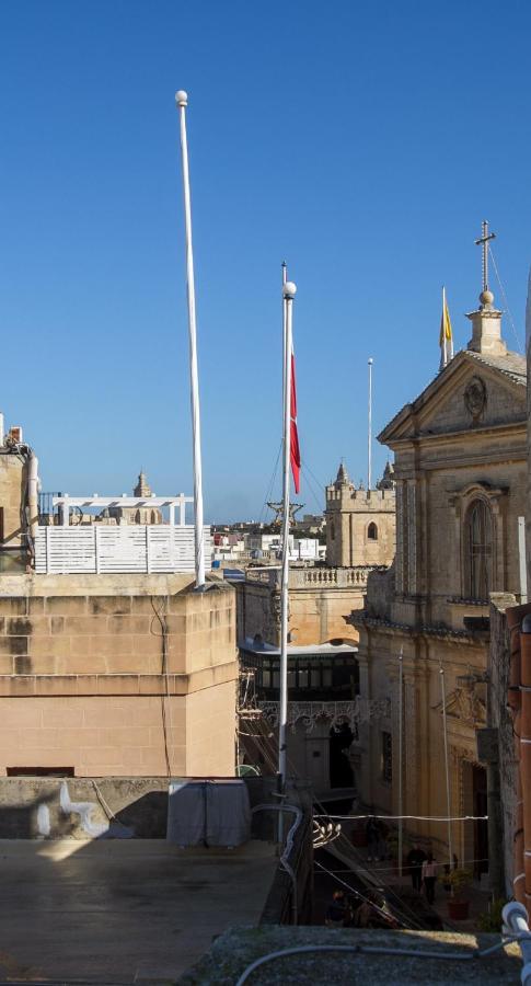 Villa Town House Steeped In History Rabat Exterior foto